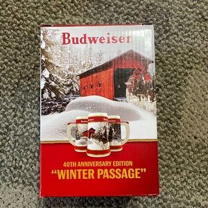Budweiser holiday stein
2019 - 40th anniversary "Winter Passage"
New in box